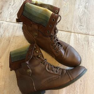 Cute lace up front or back zip boots